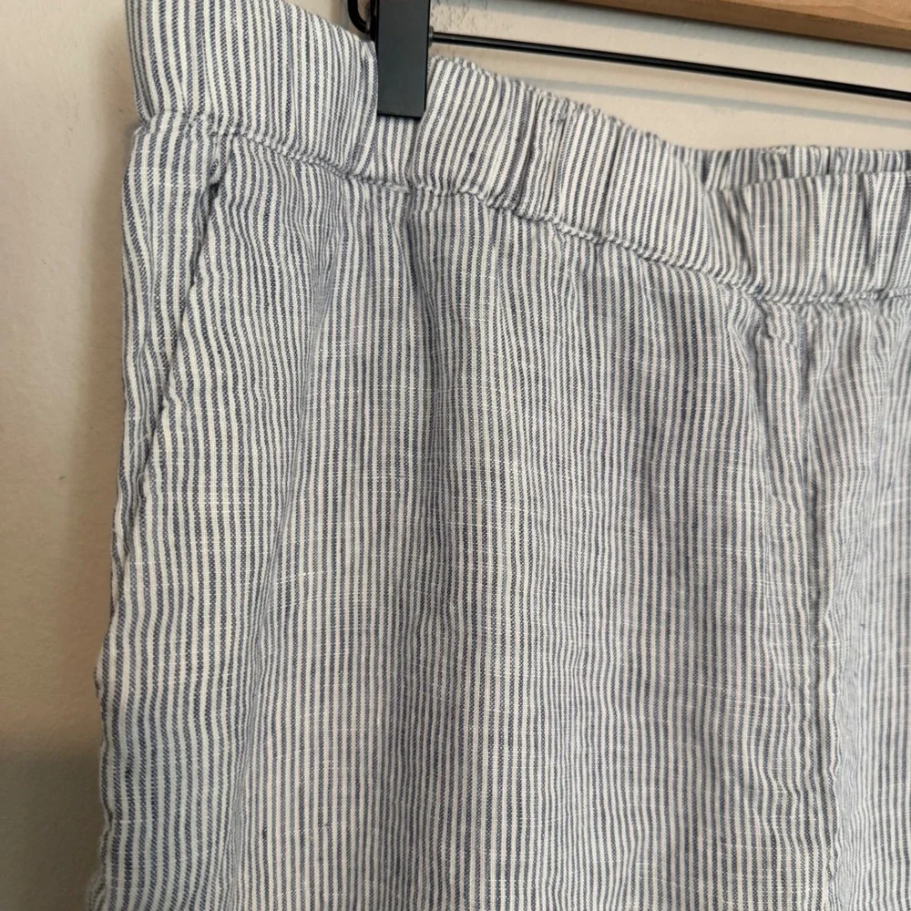 Quince European linen wide leg pants blue pinstripe XL minimalist classic